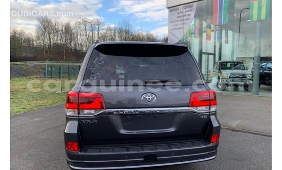Buy Import Toyota Land Cruiser Other Car in Import - Dubai in Conakry Buy Import Toyota Land Cruiser Other Car in Import - Dubai in Conakry