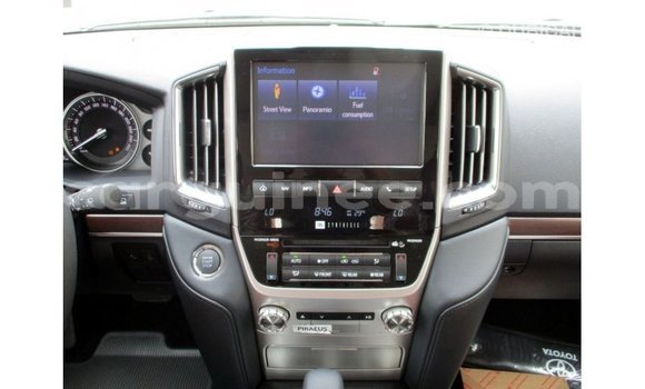 Buy Import Toyota Land Cruiser Black Car in Import - Dubai in Conakry Buy Import Toyota Land Cruiser Black Car in Import - Dubai in Conakry