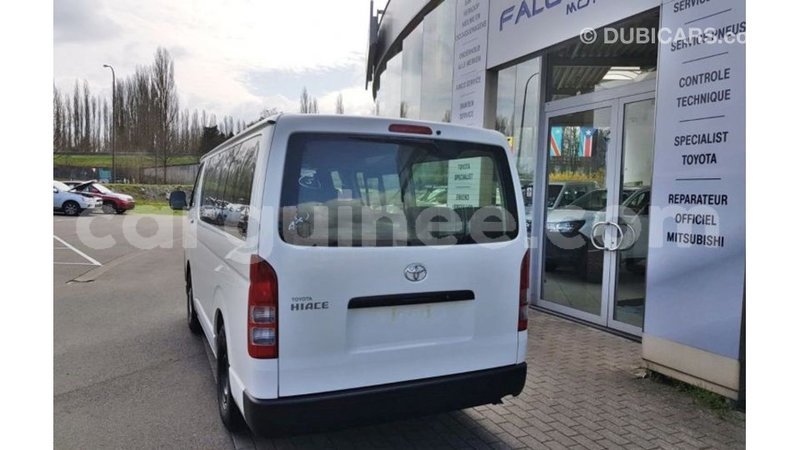 Big with watermark toyota hiace conakry import dubai 4541