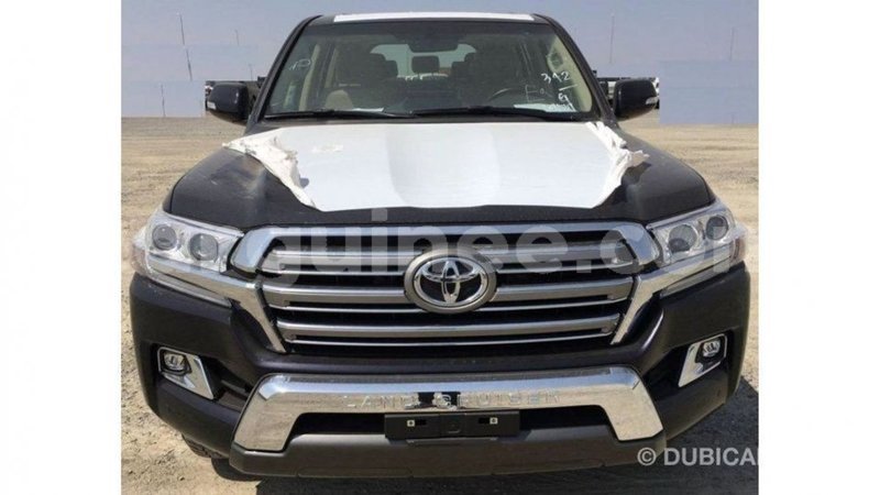Big with watermark toyota land cruiser conakry import dubai 4543