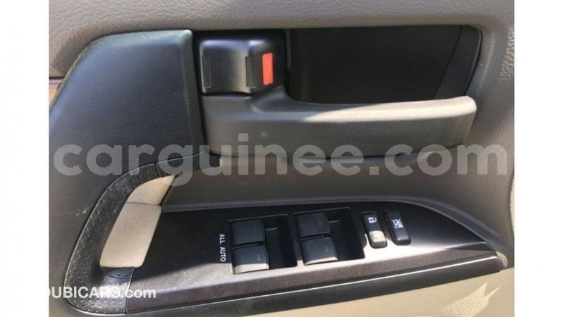 Big with watermark toyota land cruiser conakry import dubai 4543