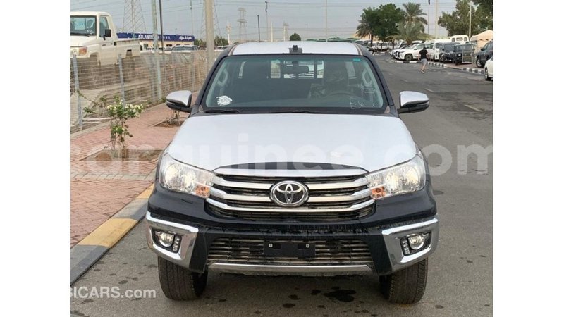 Big with watermark toyota hilux conakry import dubai 4544