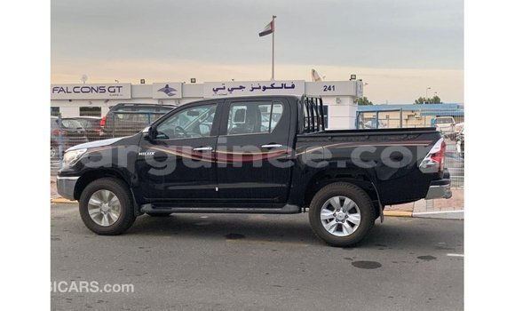Acheter Import Voiture Toyota Hilux Noir à Import - Dubai, Conakry Acheter Import Voiture Toyota Hilux Noir à Import - Dubai, Conakry