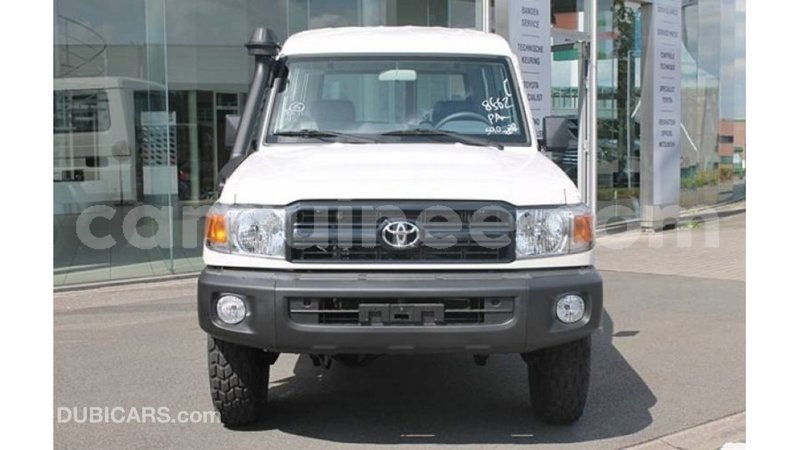 Big with watermark toyota land cruiser conakry import dubai 4548