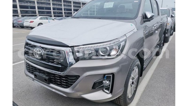 Big with watermark toyota hilux conakry import dubai 4560