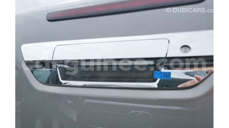 Big with watermark toyota hilux conakry import dubai 4560