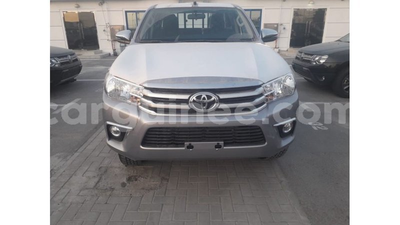 Big with watermark toyota hilux conakry import dubai 4570