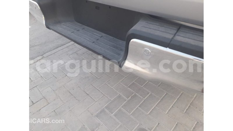 Big with watermark toyota hilux conakry import dubai 4570