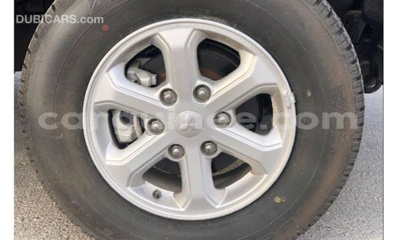 Acheter Import Voiture Mitsubishi L200 Marron à Import - Dubai, Conakry Acheter Import Voiture Mitsubishi L200 Marron à Import - Dubai, Conakry