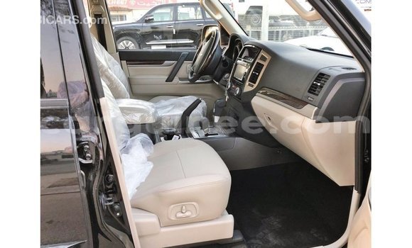 Buy Import Mitsubishi Pajero Black Car in Import - Dubai in Conakry Buy Import Mitsubishi Pajero Black Car in Import - Dubai in Conakry