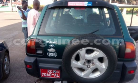 Acheter Occasion Voiture Toyota RAV4 Vert à Conakry, Conakry Acheter Occasion Voiture Toyota RAV4 Vert à Conakry, Conakry