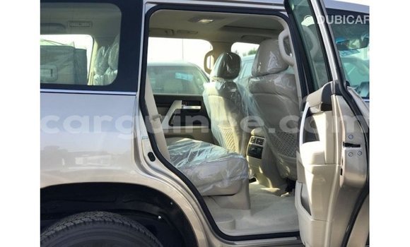 Buy Import Toyota Land Cruiser Other Car in Import - Dubai in Conakry Buy Import Toyota Land Cruiser Other Car in Import - Dubai in Conakry