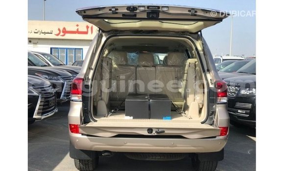 Buy Import Toyota Land Cruiser Other Car in Import - Dubai in Conakry Buy Import Toyota Land Cruiser Other Car in Import - Dubai in Conakry