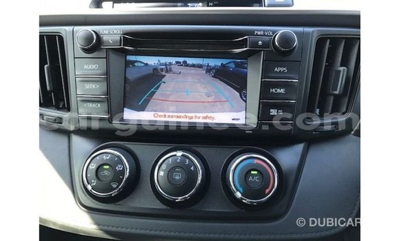 Buy Import Toyota 4Runner White Car in Import - Dubai in Conakry Buy Import Toyota 4Runner White Car in Import - Dubai in Conakry