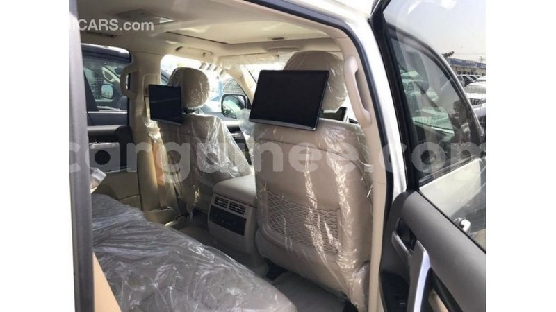 Big with watermark toyota land cruiser conakry import dubai 4588