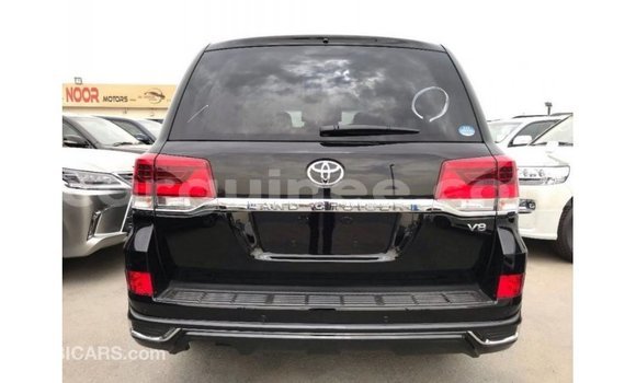 Buy Import Toyota Land Cruiser Black Car in Import - Dubai in Conakry Buy Import Toyota Land Cruiser Black Car in Import - Dubai in Conakry