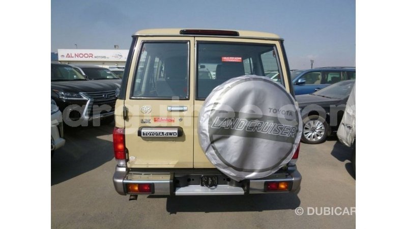 Big with watermark toyota land cruiser conakry import dubai 4595