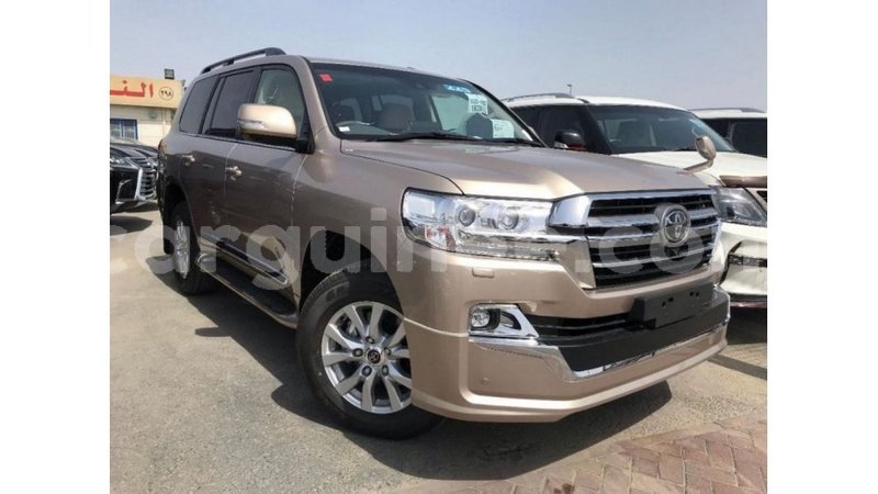 Big with watermark toyota land cruiser conakry import dubai 4596