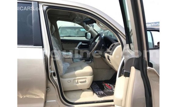 Buy Import Toyota Land Cruiser Other Car in Import - Dubai in Conakry Buy Import Toyota Land Cruiser Other Car in Import - Dubai in Conakry