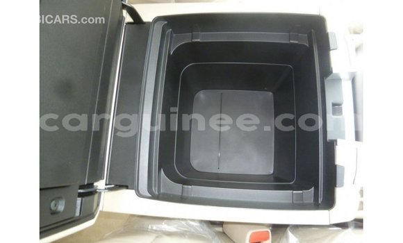 Buy Import Toyota Land Cruiser Black Car in Import - Dubai in Conakry Buy Import Toyota Land Cruiser Black Car in Import - Dubai in Conakry