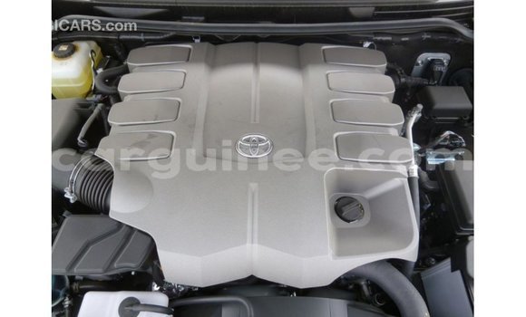 Buy Import Toyota Land Cruiser Black Car in Import - Dubai in Conakry Buy Import Toyota Land Cruiser Black Car in Import - Dubai in Conakry