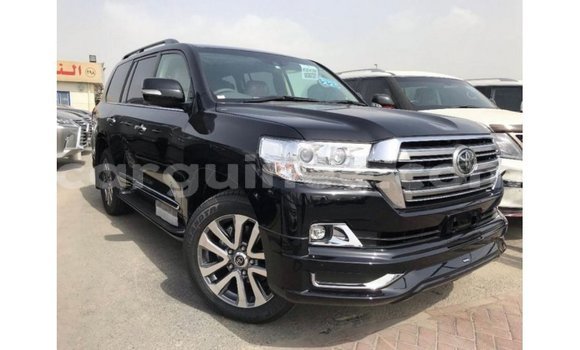 Acheter Import Voiture Toyota Land Cruiser Noir à Import - Dubai, Conakry Acheter Import Voiture Toyota Land Cruiser Noir à Import - Dubai, Conakry