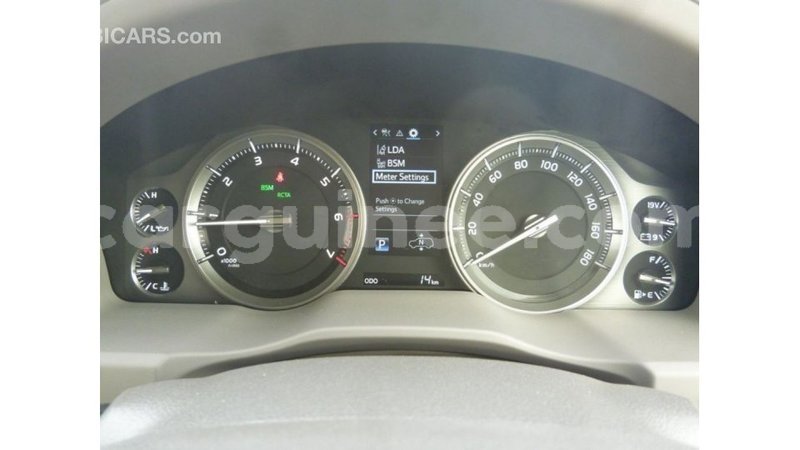 Big with watermark toyota land cruiser conakry import dubai 4599