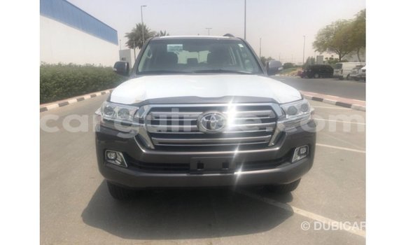 Buy Import Toyota Land Cruiser Other Car in Import - Dubai in Conakry Buy Import Toyota Land Cruiser Other Car in Import - Dubai in Conakry