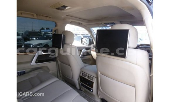 Buy Import Toyota Land Cruiser Black Car in Import - Dubai in Conakry Buy Import Toyota Land Cruiser Black Car in Import - Dubai in Conakry