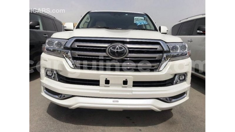 Big with watermark toyota land cruiser conakry import dubai 4603