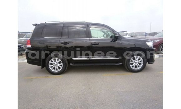 Buy Import Toyota Land Cruiser Black Car in Import - Dubai in Conakry Buy Import Toyota Land Cruiser Black Car in Import - Dubai in Conakry