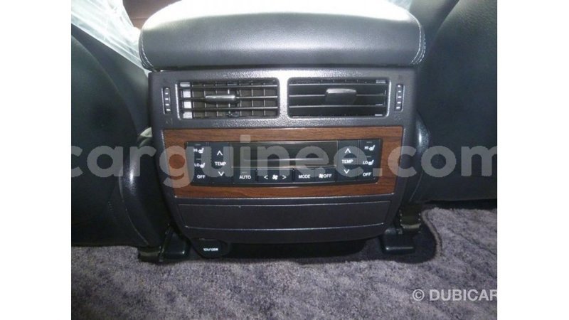 Big with watermark toyota land cruiser conakry import dubai 4605