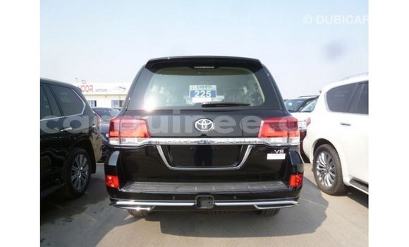 Buy Import Toyota Land Cruiser Black Car in Import - Dubai in Conakry Buy Import Toyota Land Cruiser Black Car in Import - Dubai in Conakry