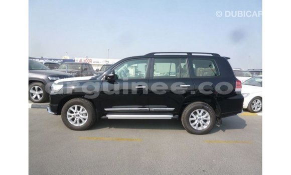Buy Import Toyota Land Cruiser Black Car in Import - Dubai in Conakry Buy Import Toyota Land Cruiser Black Car in Import - Dubai in Conakry