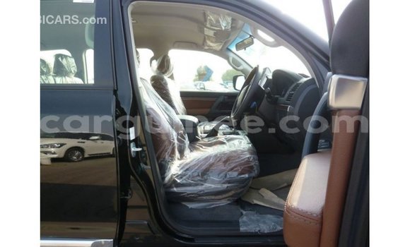 Buy Import Toyota Land Cruiser Black Car in Import - Dubai in Conakry Buy Import Toyota Land Cruiser Black Car in Import - Dubai in Conakry