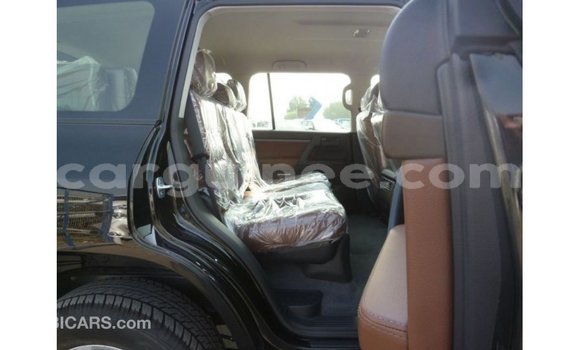 Buy Import Toyota Land Cruiser Black Car in Import - Dubai in Conakry Buy Import Toyota Land Cruiser Black Car in Import - Dubai in Conakry