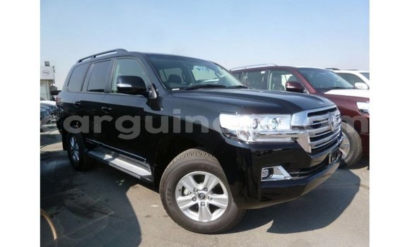 Buy Import Toyota Land Cruiser Black Car in Import - Dubai in Conakry Buy Import Toyota Land Cruiser Black Car in Import - Dubai in Conakry