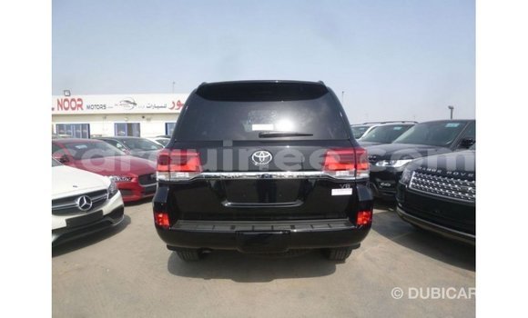 Buy Import Toyota Land Cruiser Black Car in Import - Dubai in Conakry Buy Import Toyota Land Cruiser Black Car in Import - Dubai in Conakry