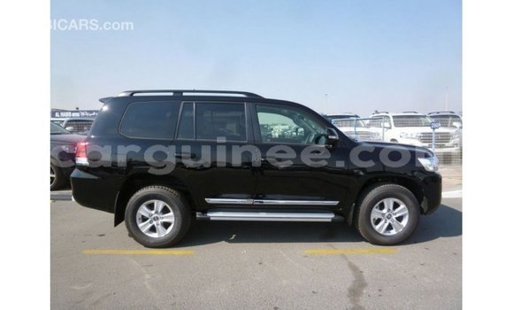 Buy Import Toyota Land Cruiser Black Car in Import - Dubai in Conakry Buy Import Toyota Land Cruiser Black Car in Import - Dubai in Conakry