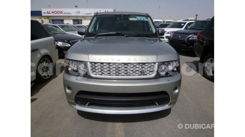 Big with watermark land rover range rover conakry import dubai 4612