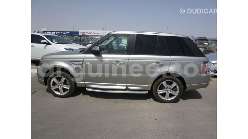 Big with watermark land rover range rover conakry import dubai 4612