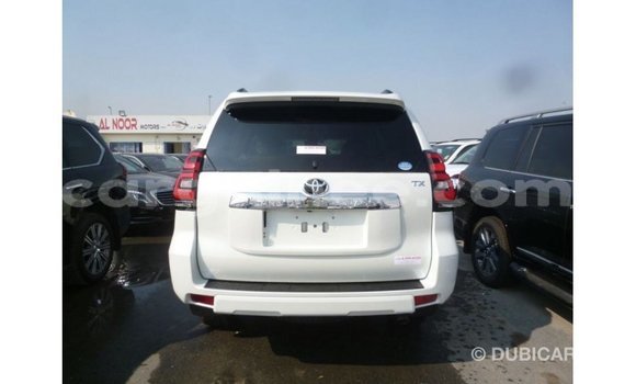 Acheter Import Voiture Toyota Prado Blanc à Import - Dubai, Conakry Acheter Import Voiture Toyota Prado Blanc à Import - Dubai, Conakry