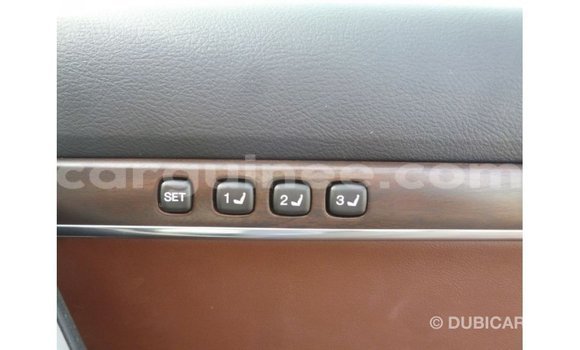 Buy Import Toyota Land Cruiser White Car in Import - Dubai in Conakry Buy Import Toyota Land Cruiser White Car in Import - Dubai in Conakry