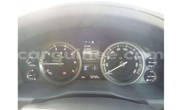 Buy Import Toyota Land Cruiser White Car in Import - Dubai in Conakry Buy Import Toyota Land Cruiser White Car in Import - Dubai in Conakry