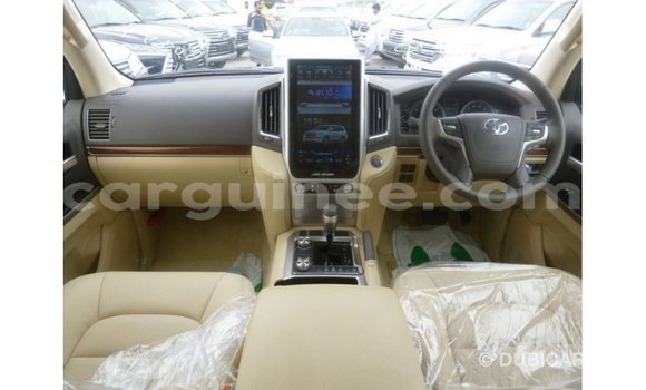 Buy Import Toyota Land Cruiser Black Car in Import - Dubai in Conakry Buy Import Toyota Land Cruiser Black Car in Import - Dubai in Conakry