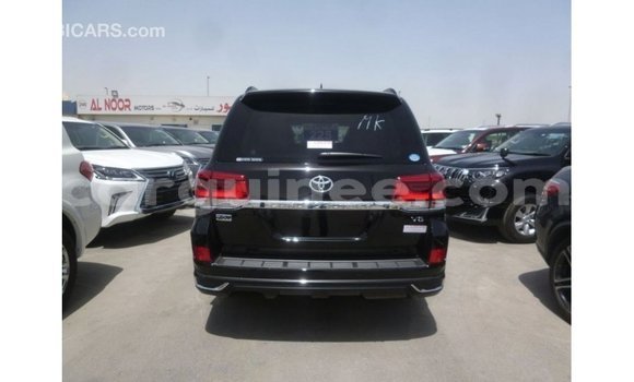 Buy Import Toyota Land Cruiser Black Car in Import - Dubai in Conakry Buy Import Toyota Land Cruiser Black Car in Import - Dubai in Conakry