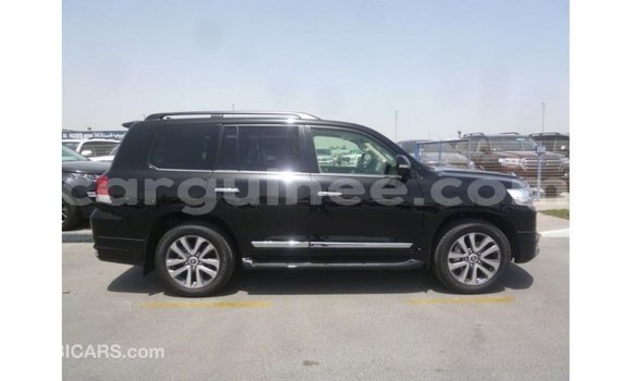 Buy Import Toyota Land Cruiser Black Car in Import - Dubai in Conakry Buy Import Toyota Land Cruiser Black Car in Import - Dubai in Conakry