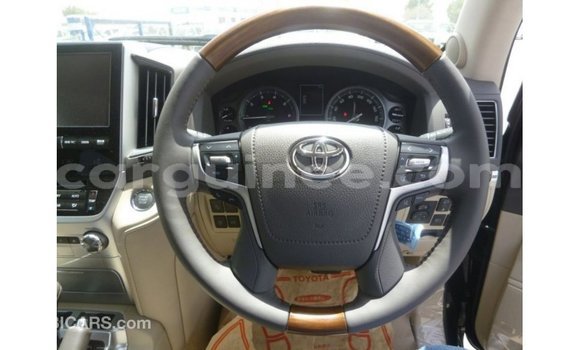 Buy Import Toyota Land Cruiser Black Car in Import - Dubai in Conakry Buy Import Toyota Land Cruiser Black Car in Import - Dubai in Conakry