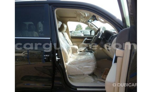 Buy Import Toyota Land Cruiser Black Car in Import - Dubai in Conakry Buy Import Toyota Land Cruiser Black Car in Import - Dubai in Conakry