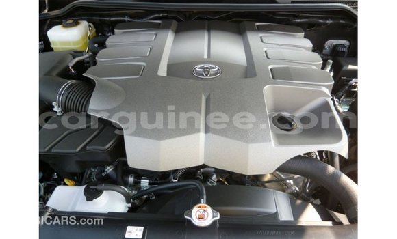 Buy Import Toyota Land Cruiser Black Car in Import - Dubai in Conakry Buy Import Toyota Land Cruiser Black Car in Import - Dubai in Conakry